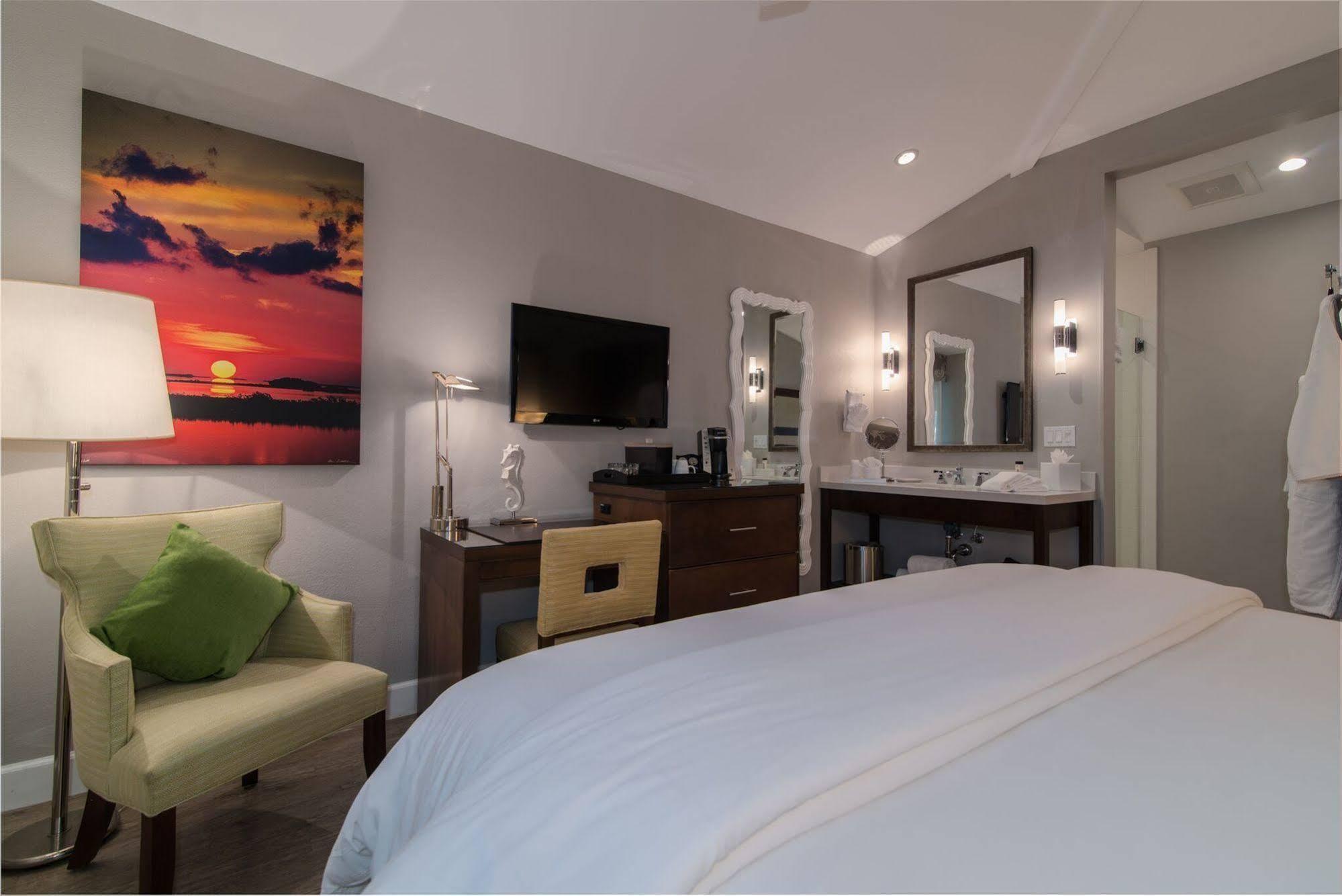 Almond Tree Inn - Adults Only Key West Bagian luar foto